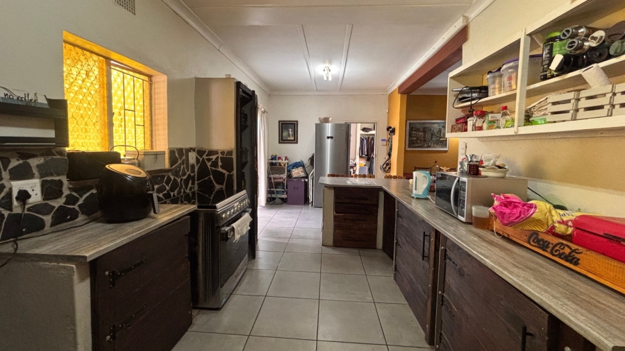 4 Bedroom Property for Sale in Flamwood North West
